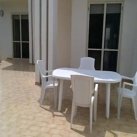 Cala Azzurra Apartment Torre Lapillo